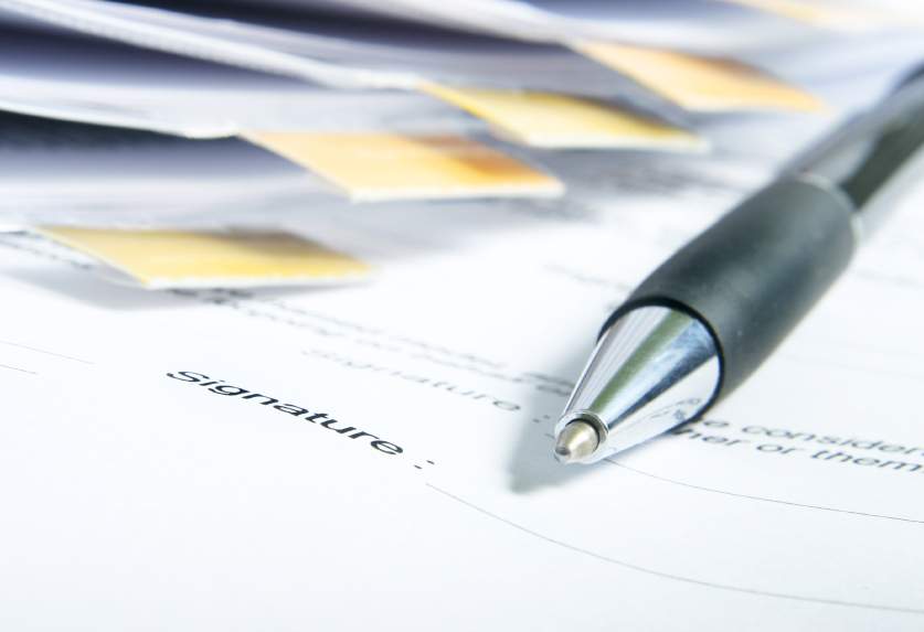 Private investigator consultation and case briefing